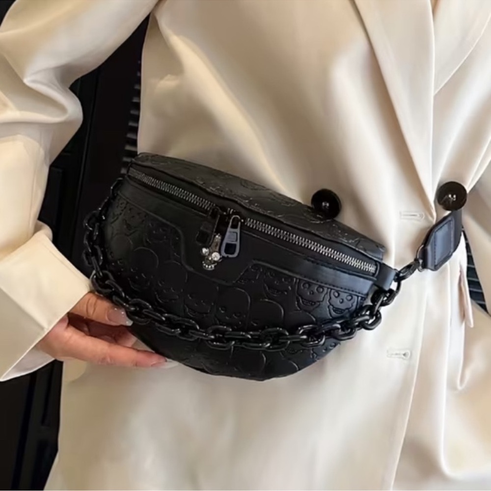 Black Skull Embossed Crossbody Bag - Picture 5 of 14